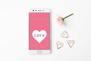 "LOVE" Phone Wallpaper
